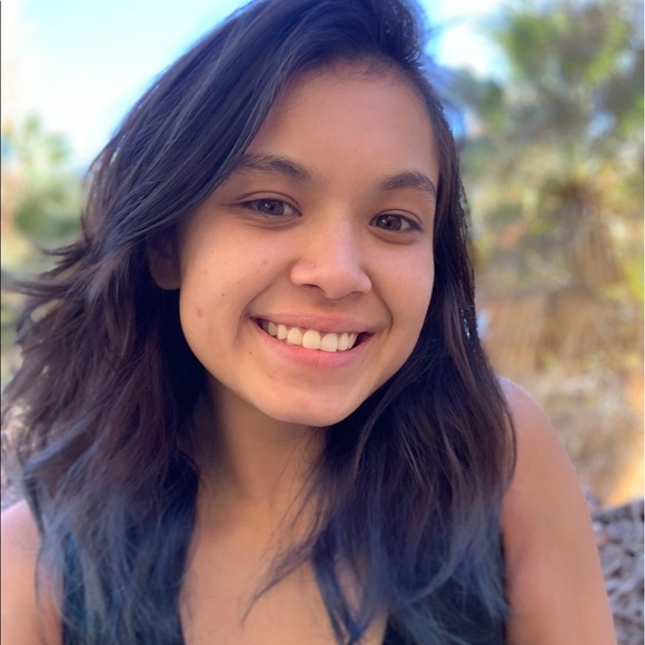 Meet your Posher, Pauline - Picture 1 of 1